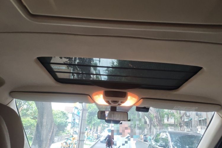 Used Mercedes-Benz Viano 2013 3.0L Navigator Edition Headliner