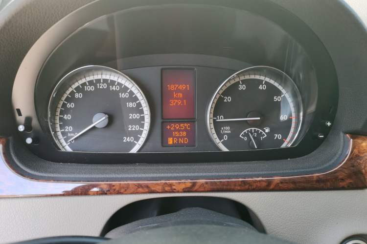 Used Mercedes-Benz Viano 2013 3.0L Navigator Edition Instrument Cluster