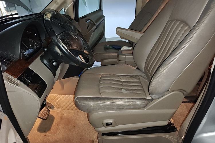 Used Mercedes-Benz Viano 2013 3.0L Navigator Edition Left Front Seat