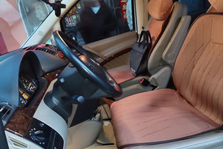 Used Mercedes-Benz Viano 2013 3.0L Navigator Edition Left Front Seat
