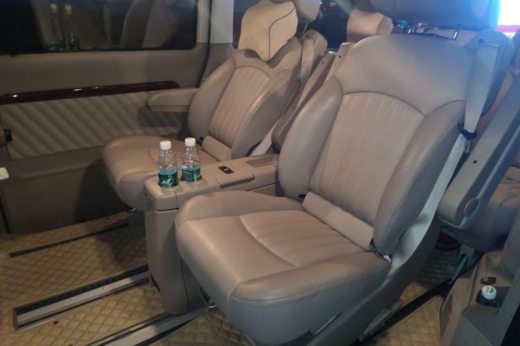Used Mercedes-Benz Viano 2013 3.0L Hospitality Edition Left Rear Seat