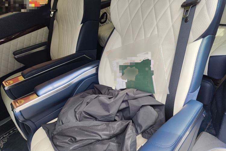 Used Mercedes-Benz Viano 2013 3.0L Comfort Edition Left Rear Seat