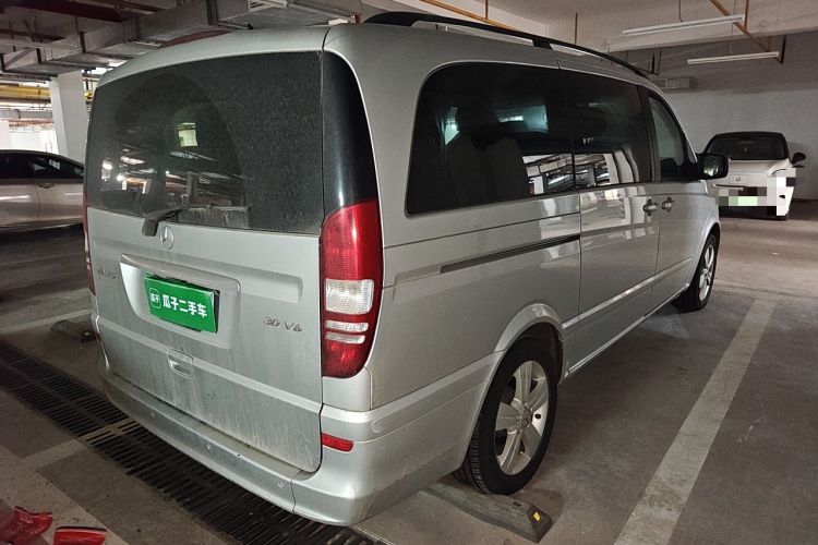 Used Mercedes-Benz Viano 2013 3.0L Navigator Edition Rear Right 45 Deg