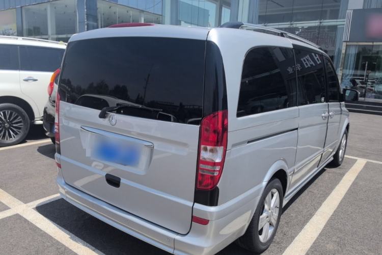 Used Mercedes-Benz Viano 2013 3.0L Comfort Edition Rear Right 45 Deg