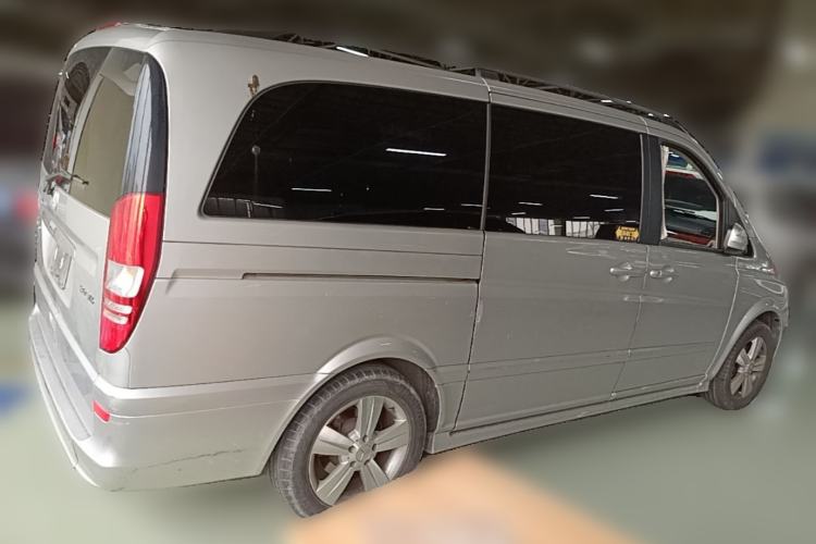 Used Mercedes-Benz Viano 2013 3.0L Hospitality Edition Rear Right 45 Deg