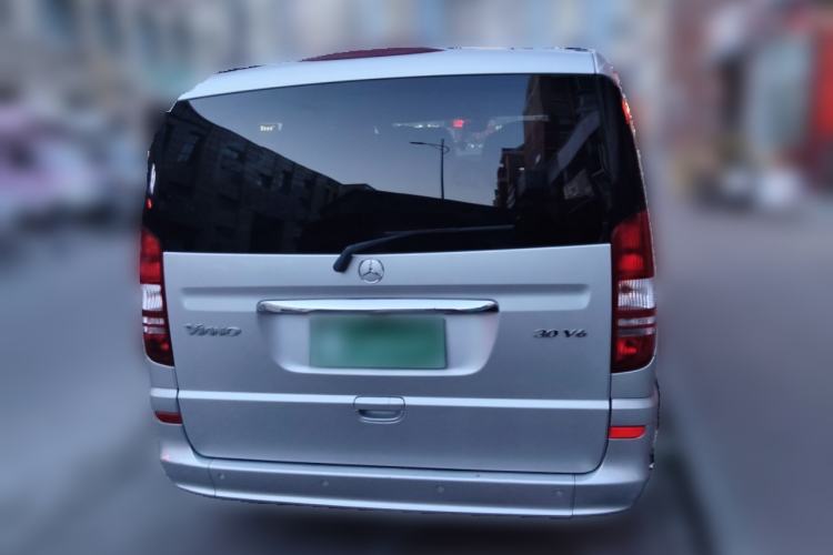 Used Mercedes-Benz Viano 2013 3.0L Navigator Edition Rear