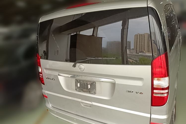 Used Mercedes-Benz Viano 2013 3.0L Hospitality Edition Rear