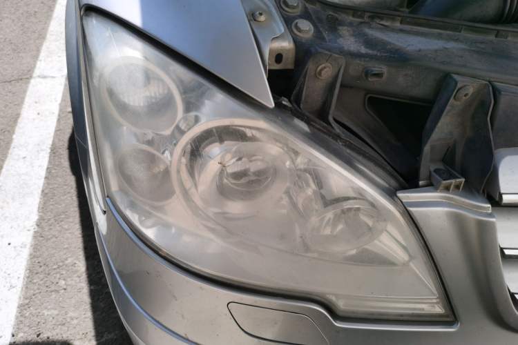 Used Mercedes-Benz Viano 2013 3.0L Navigator Edition Right Front Headlight
