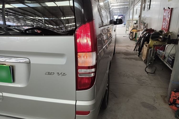 Used Mercedes-Benz Viano 2013 3.0L Comfort Edition Right Rear Taillight