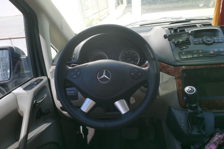 Used Mercedes-Benz Viano 2013 3.0L Navigator Edition Steering Wheel