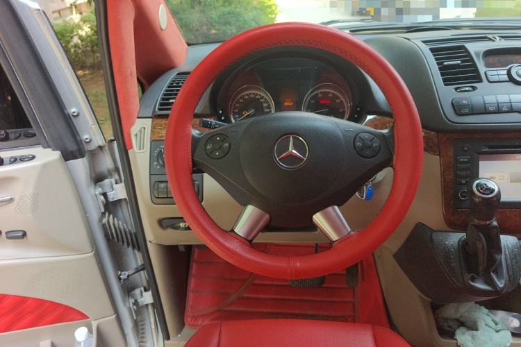 Used Mercedes-Benz Viano 2013 3.0L Navigator Edition Steering Wheel
