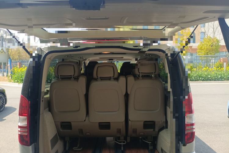 Used Mercedes-Benz Viano 2013 3.0L Comfort Edition Trunk