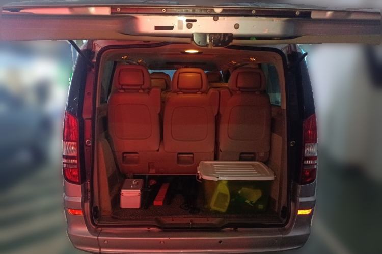 Used Mercedes-Benz Viano 2013 3.0L Hospitality Edition Trunk