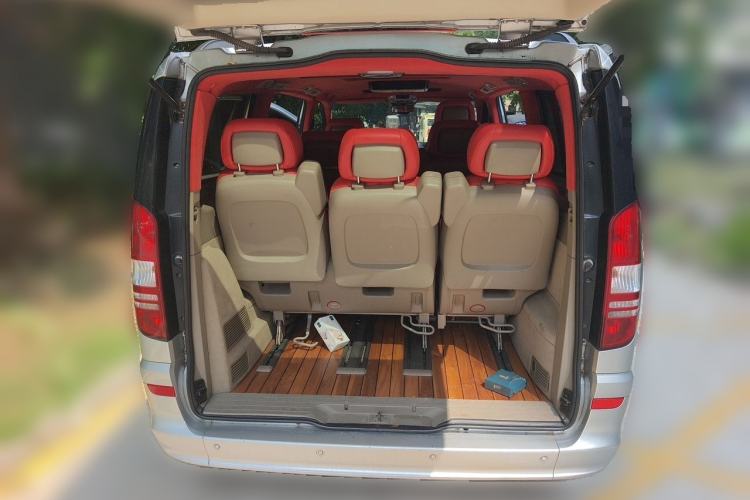 Used Mercedes-Benz Viano 2013 3.0L Navigator Edition Trunk