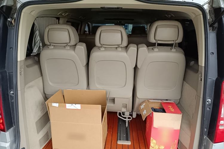Used Mercedes-Benz Viano 2013 3.0L Hospitality Edition Trunk