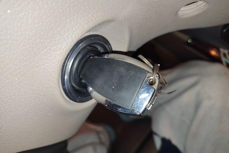 Used Mercedes-Benz Viano 2013 3.0L Navigator Edition Vehicle Key