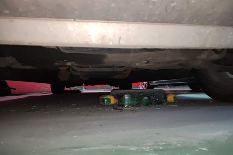 Used Mercedes-Benz Viano 2013 3.0L Hospitality Edition Chassis Front