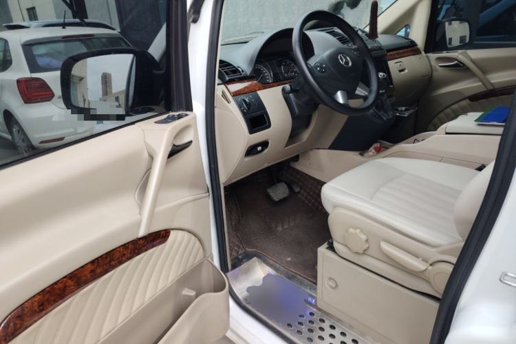 Used Mercedes-Benz Viano 2013 3.0L Comfort Edition Driver Seat