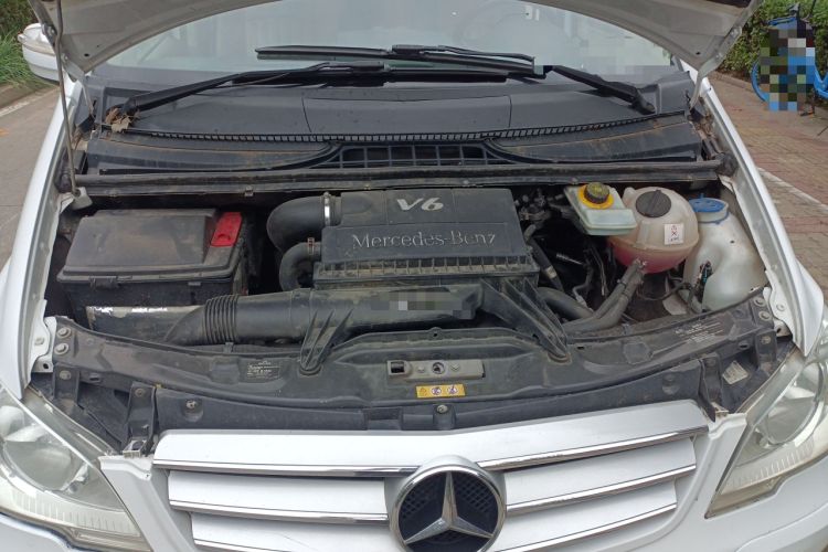 Used Mercedes-Benz Viano 2013 3.0L Comfort Edition Engine Bay