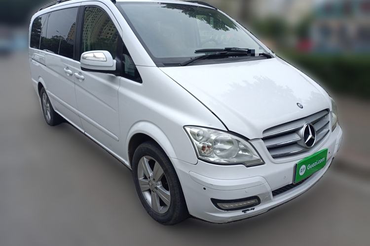 Used Mercedes-Benz Viano 2013 3.0L Comfort Edition Front Right 45 Deg