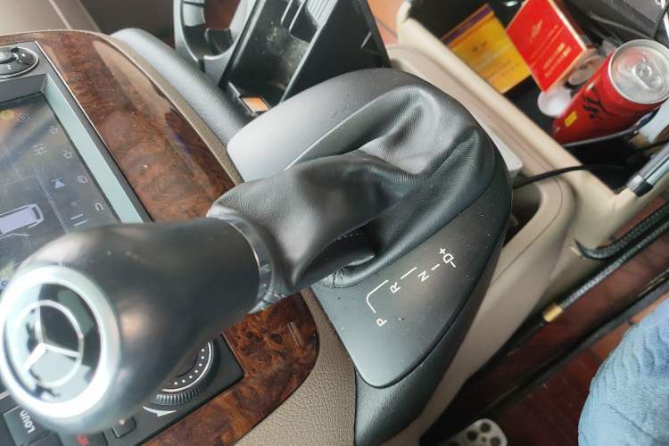 Used Mercedes-Benz Viano 2013 3.0L Navigator Edition Gear Lever