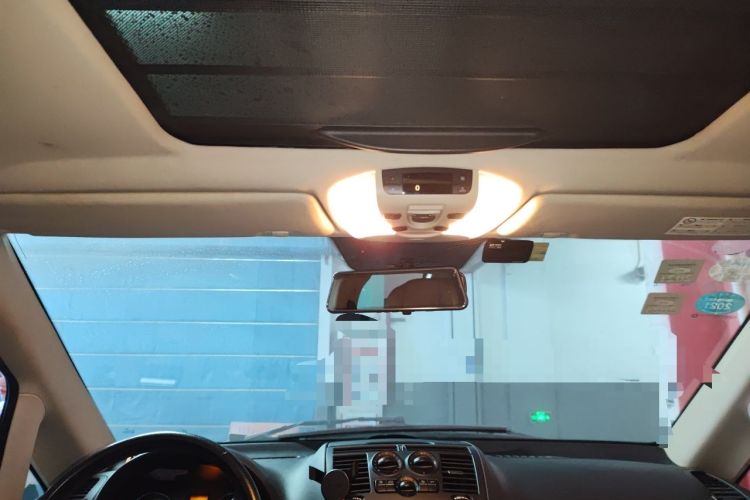 Used Mercedes-Benz Viano 2013 3.0L Hospitality Edition Headliner