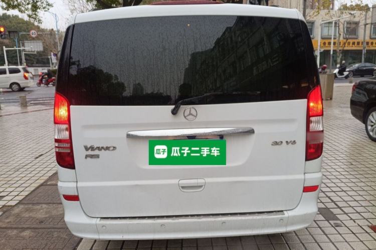 Used Mercedes-Benz Viano 2013 3.0L Navigator Edition Rear