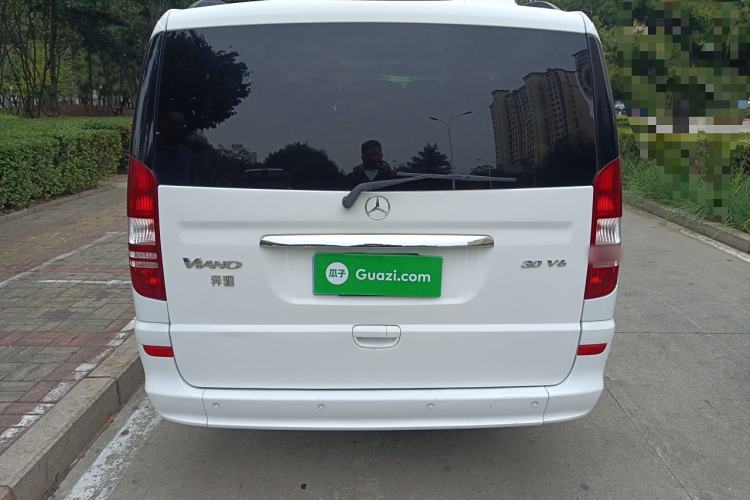 Used Mercedes-Benz Viano 2013 3.0L Comfort Edition Rear