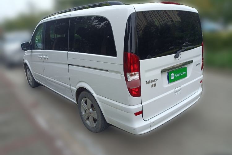 Used Mercedes-Benz Viano 2013 3.0L Comfort Edition Rear Left 45 Deg