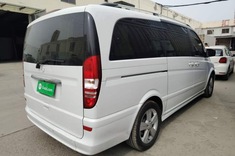 Used Mercedes-Benz Viano 2013 3.0L Comfort Edition Rear Right 45 Deg