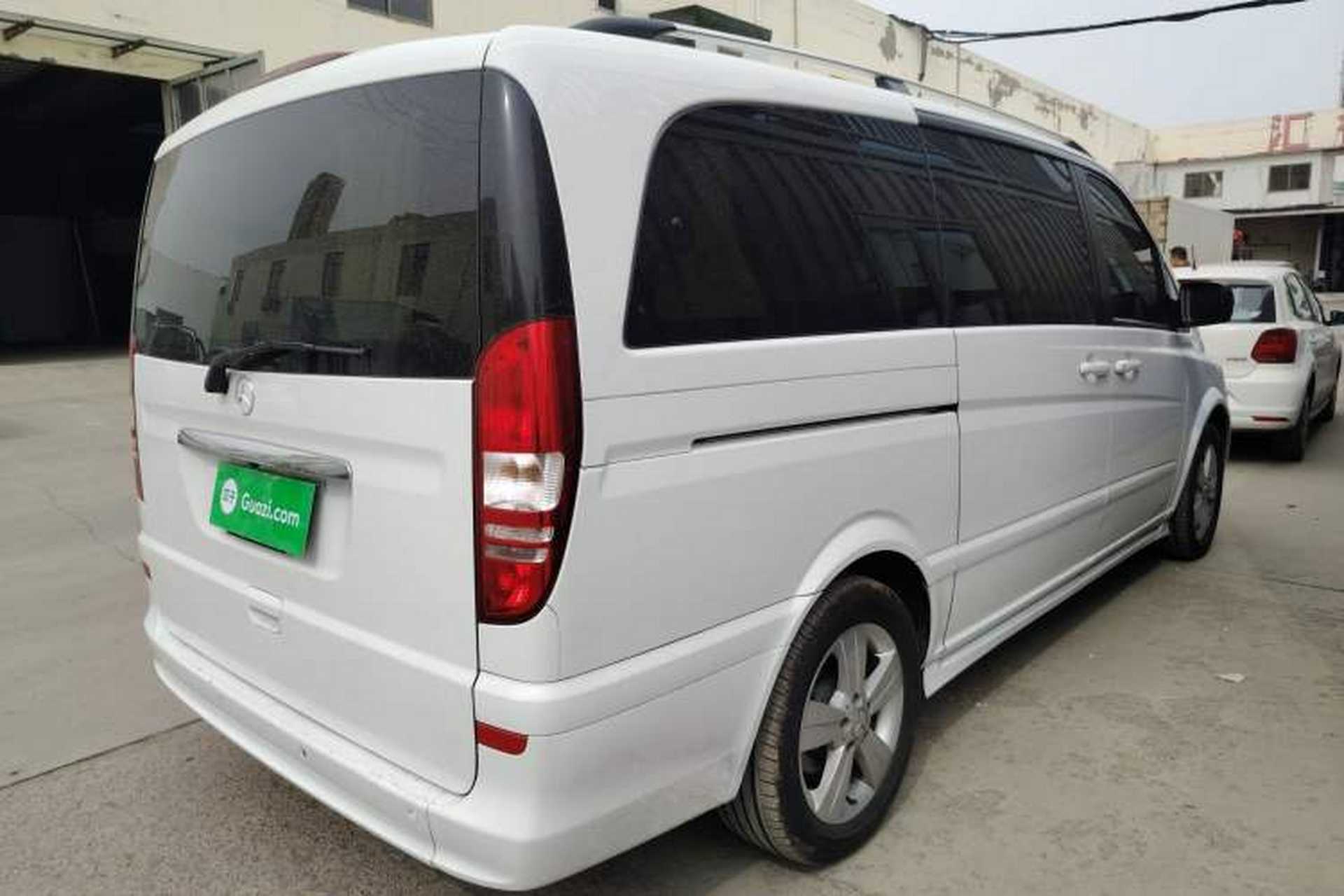 Used Mercedes-Benz Viano 2013 3.0L Comfort Edition Rear Right 45 Deg