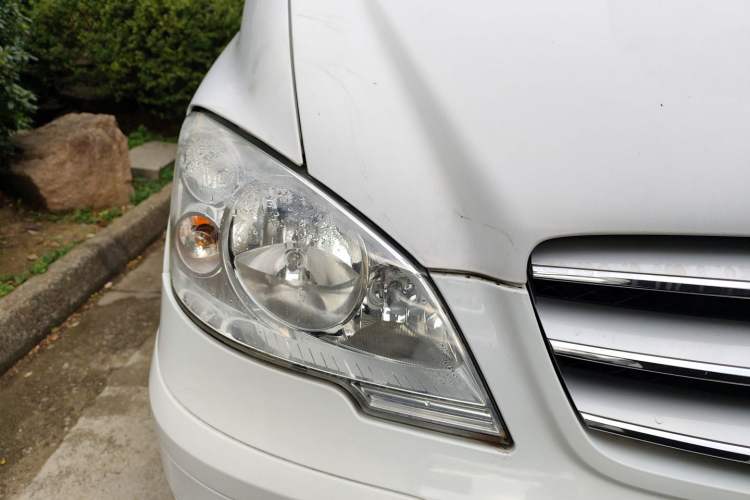 Used Mercedes-Benz Viano 2013 3.0L Comfort Edition Right Front Headlight