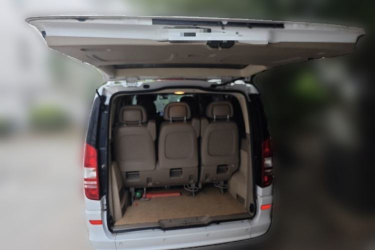 Used Mercedes-Benz Viano 2013 3.0L Comfort Edition Trunk