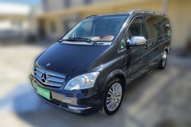 Used Mercedes-Benz Viano 2014 3.5L Premier Edition