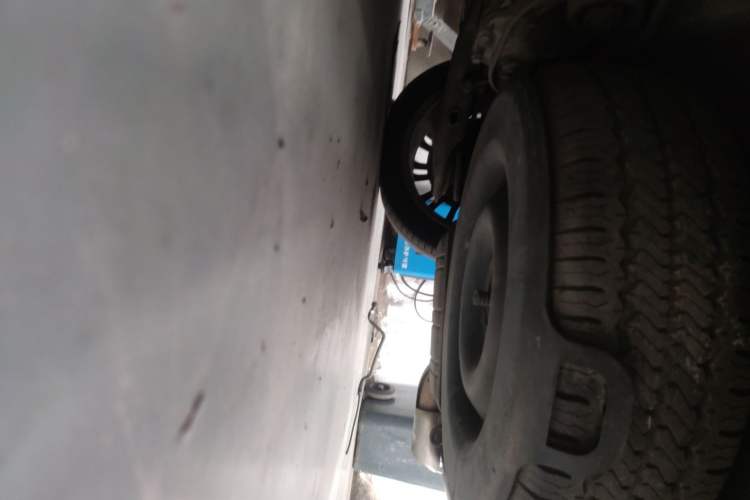 Used Mercedes-Benz Viano 2014 3.5L Premier Edition Chassis Front Right