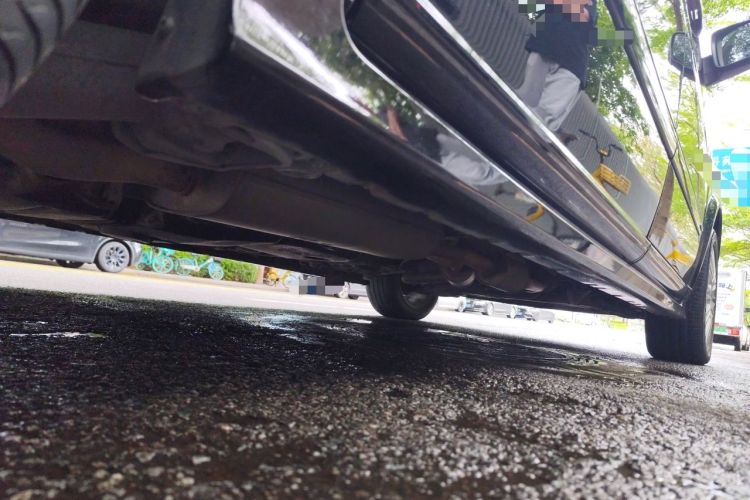 Used Mercedes-Benz Viano 2014 3.5L Premier Edition Chassis Rear Right