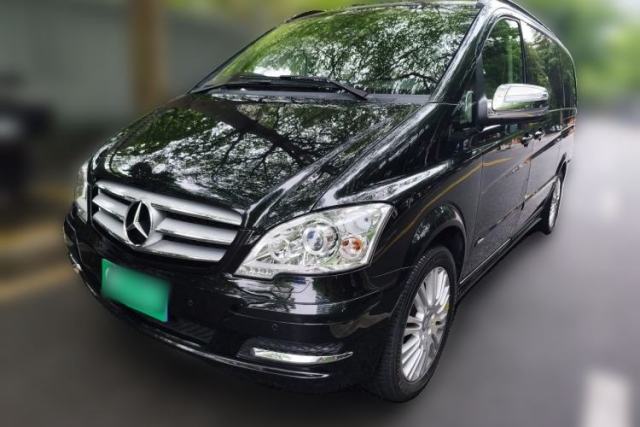 Used Mercedes-Benz Viano 2014 3.5L Premier Edition