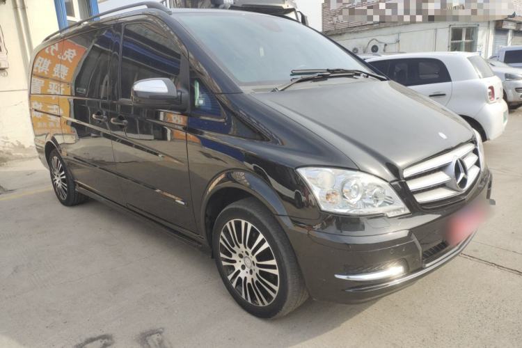 Used Mercedes-Benz Viano 2014 3.5L Premier Edition Exterior 2