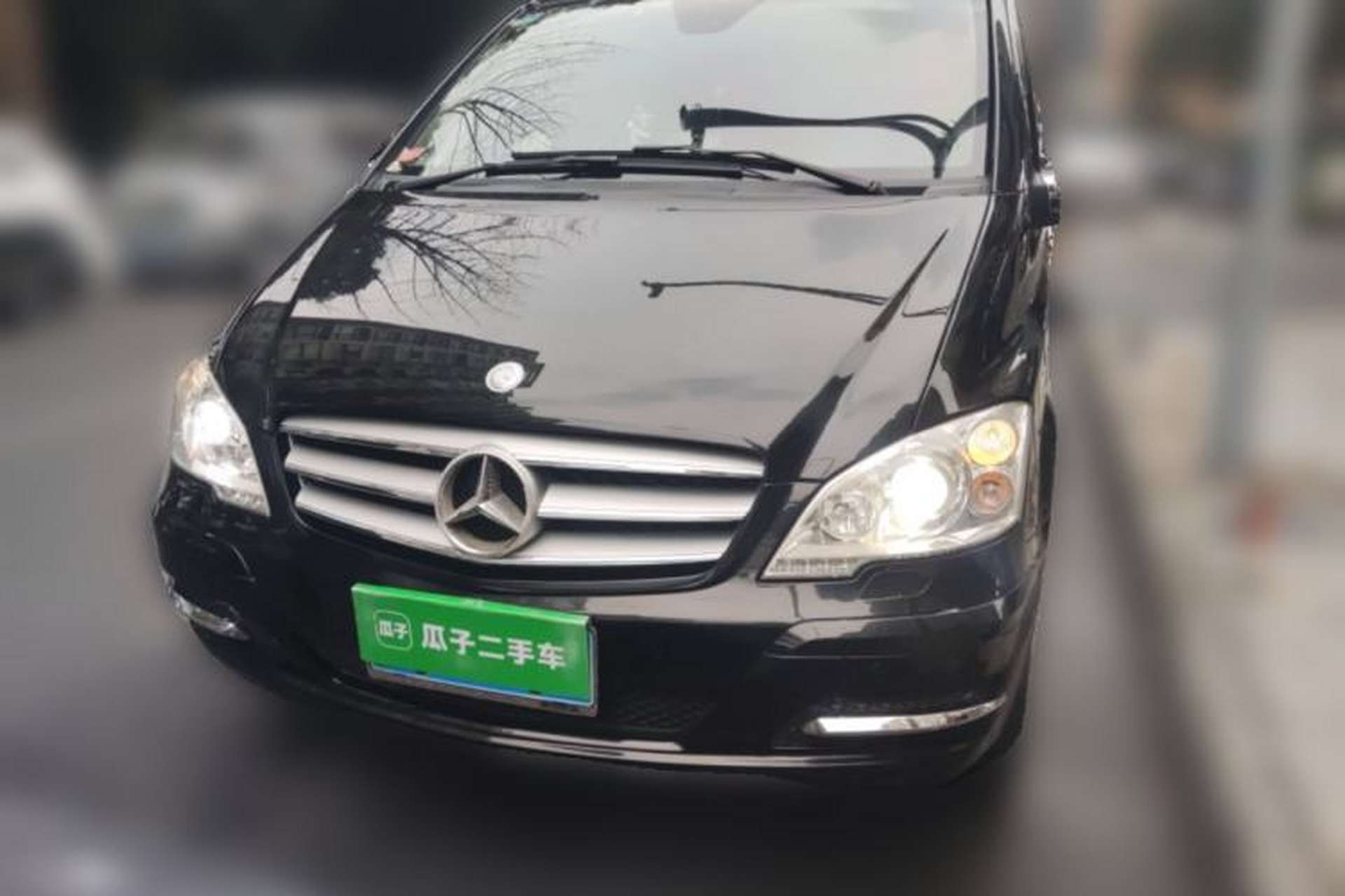Used Mercedes-Benz Viano 2014 3.5L Premier Edition Front