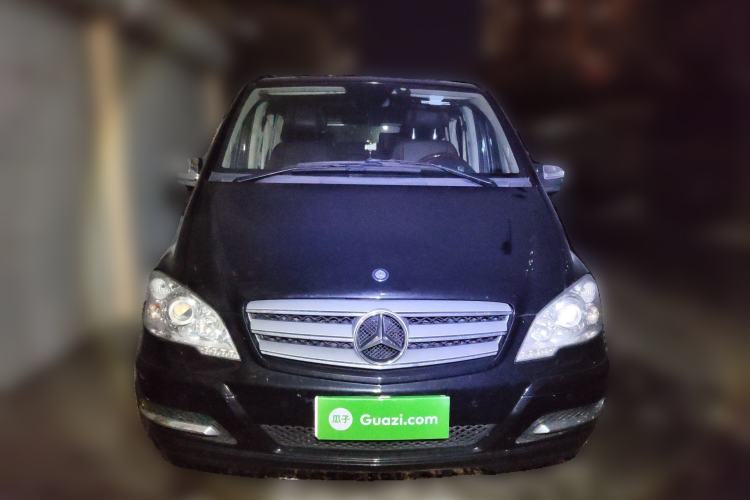 Used Mercedes-Benz Viano 2014 3.5L Premier Edition Front