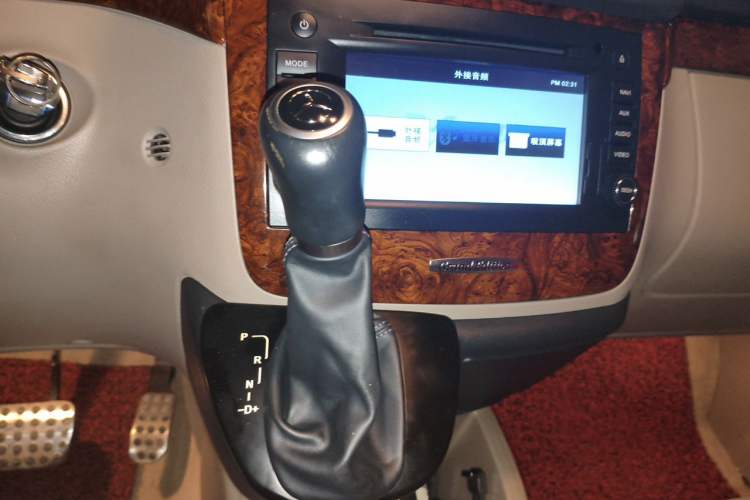 Used Mercedes-Benz Viano 2014 3.5L Premier Edition Gear Lever