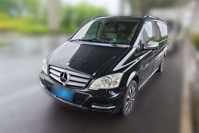 Used Mercedes-Benz Viano 2014 3.5L Premier Edition