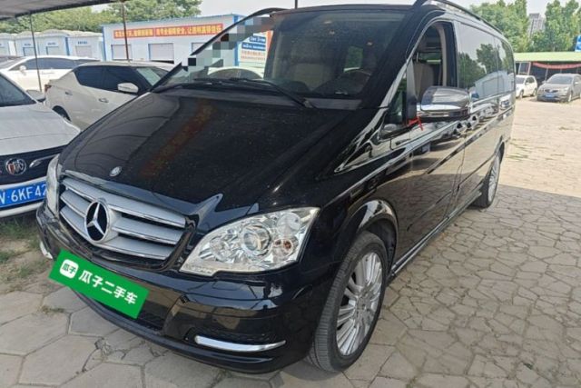 Used Mercedes-Benz Viano 2014 3.5L Premier Edition