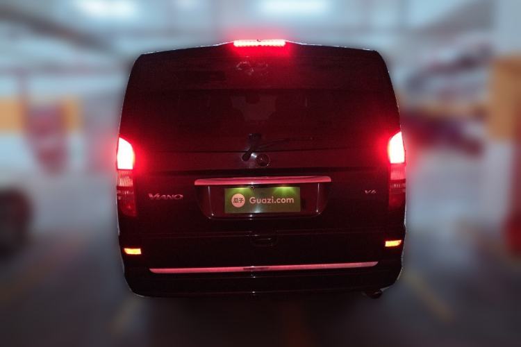 Used Mercedes-Benz Viano 2014 3.5L Premier Edition Rear