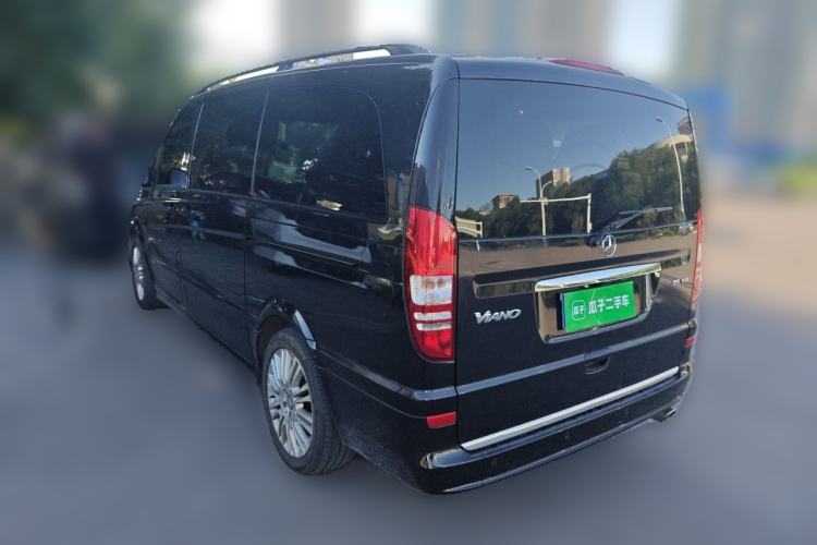 Used Mercedes-Benz Viano 2014 3.5L Premier Edition Rear Left 45 Deg