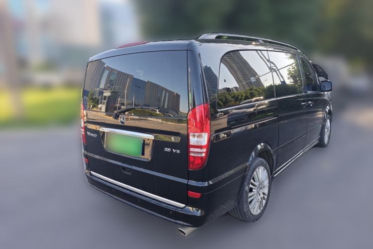 Used Mercedes-Benz Viano 2014 3.5L Premier Edition Rear Right 45 Deg