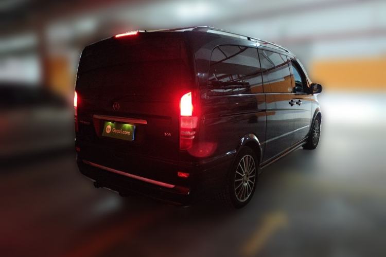 Used Mercedes-Benz Viano 2014 3.5L Premier Edition Rear Right 45 Deg