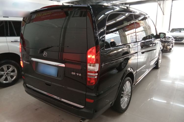 Used Mercedes-Benz Viano 2014 3.5L Premier Edition Rear Right 45 Deg