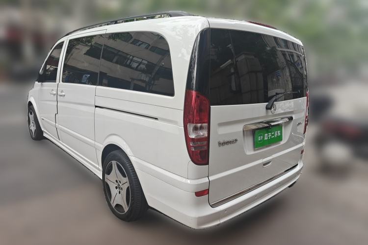 Used Mercedes-Benz Viano 2014 3.5L Premier Edition Rear Left 45 Deg