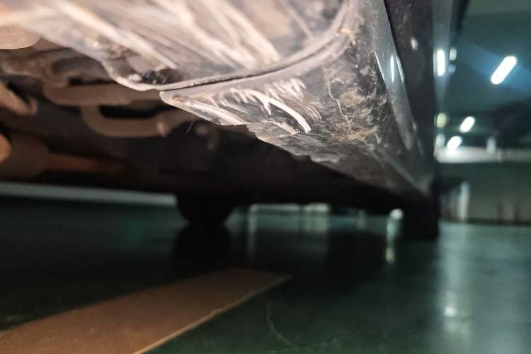 Used Mercedes-Benz Viano 2015 3.0L Partner Edition Chassis Front Left